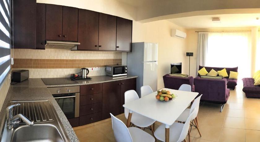 Пафос: New Day Apartments