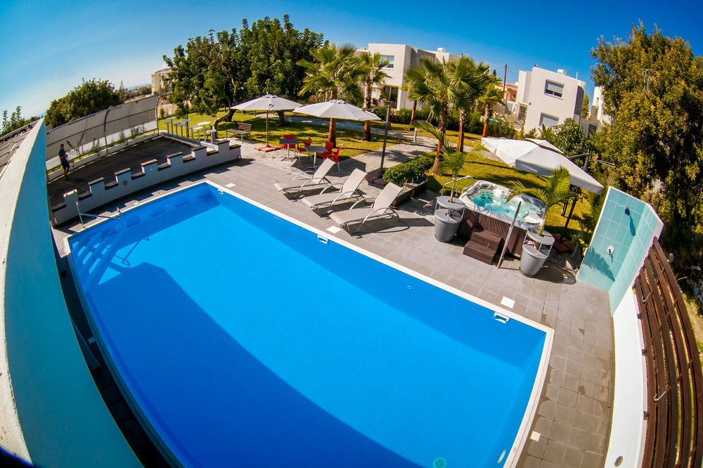 Пафос: New Day Apartments
