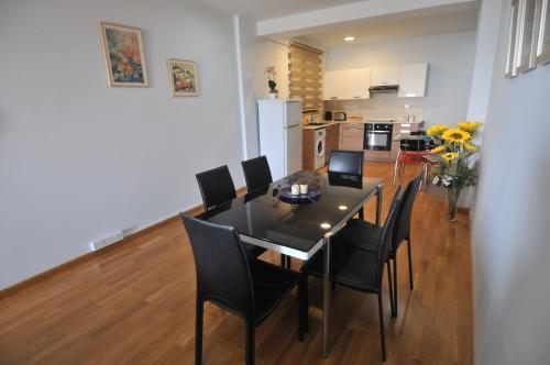 Ларнака: Ithaki Phinikoudes Apartment No. 201