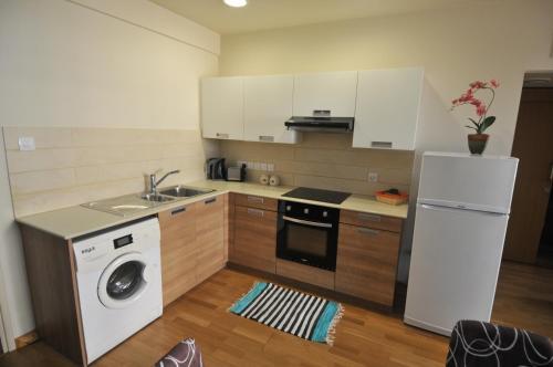 Ларнака: Ithaki Phinikoudes Apartment No. 204
