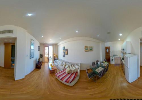 Ithaki Phinikoudes Apartment No. 204 — фото 6