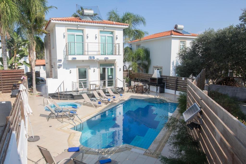 Протарас: Mesogeios Villa 2