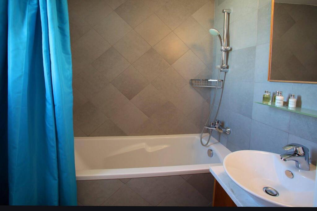 Айя-Напа: Villa Napa Pearl
