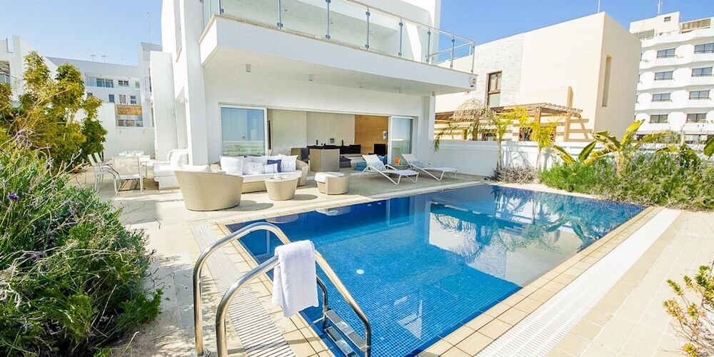 Протарас: Rent Private Villa 100