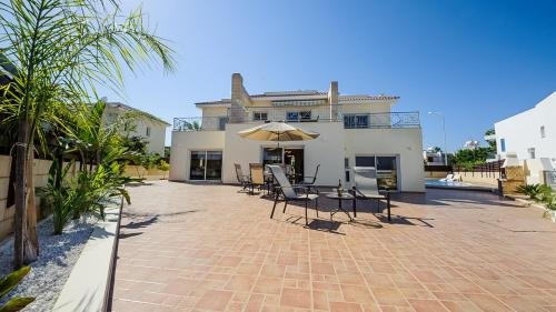Протарас: Rent Private Villa 196