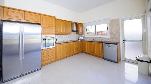 Протарас: Rent Private Villa 196