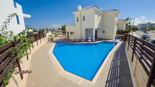 Протарас: Rent Private Villa 196