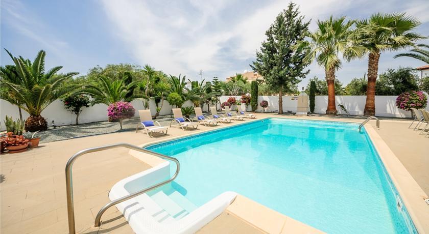 Протарас: Oceanview Villa 104
