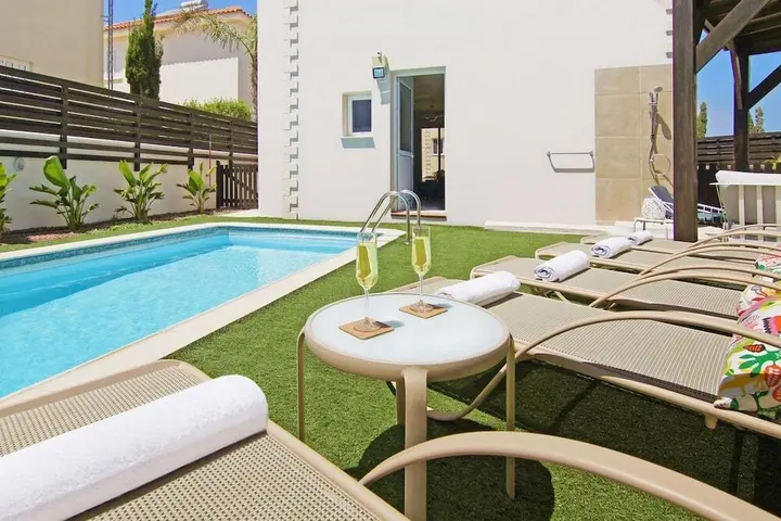 Протарас: Pernera Gardens Villa