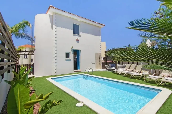 Протарас: Pernera Gardens Villa