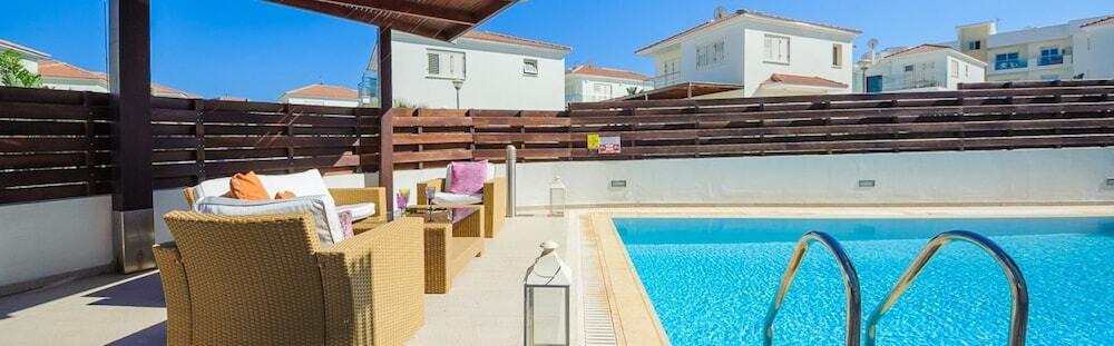 Протарас: Rent Private Villa 015