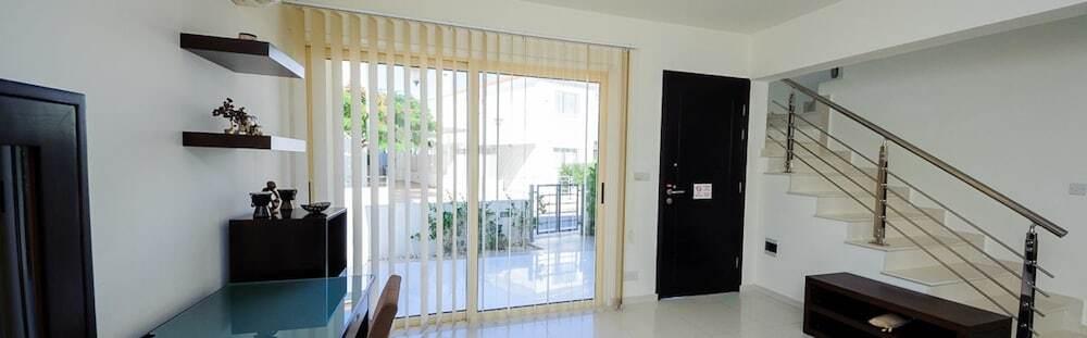 Протарас: Rent Private Villa 015