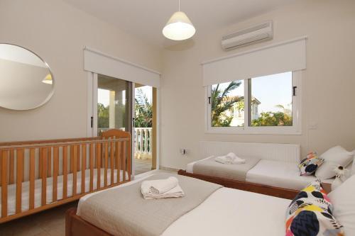 Айя-Напа: Villa Carina