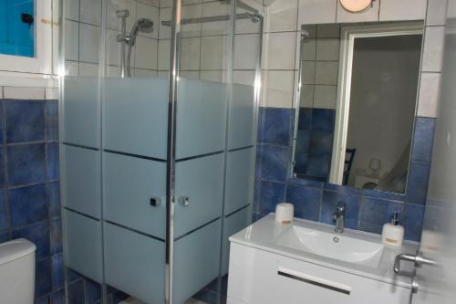 Помос: Votsalo villa