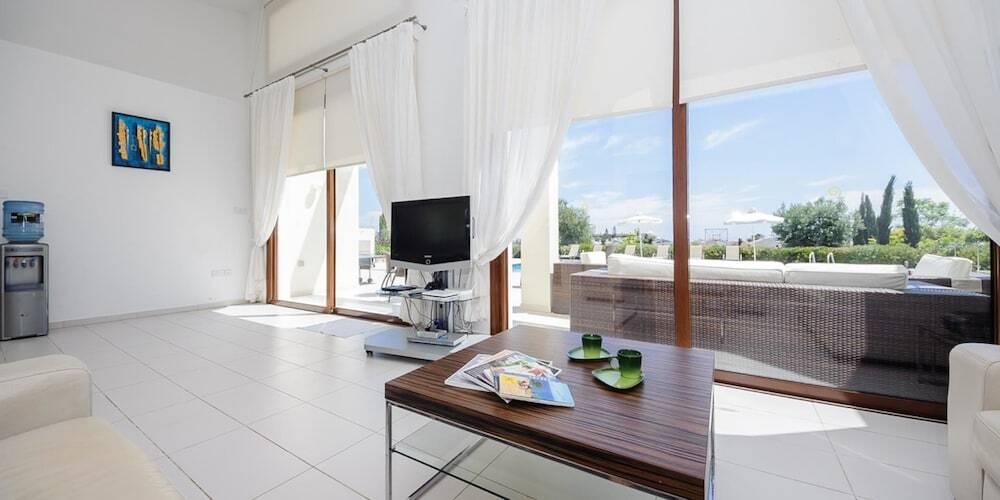 Протарас: Oceanview Villa 069