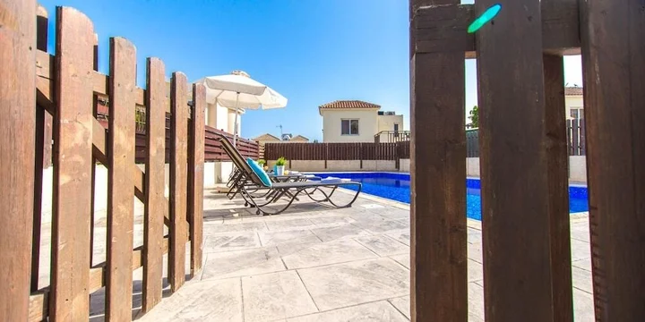 Айя-Напа: Rent Private Villa 040