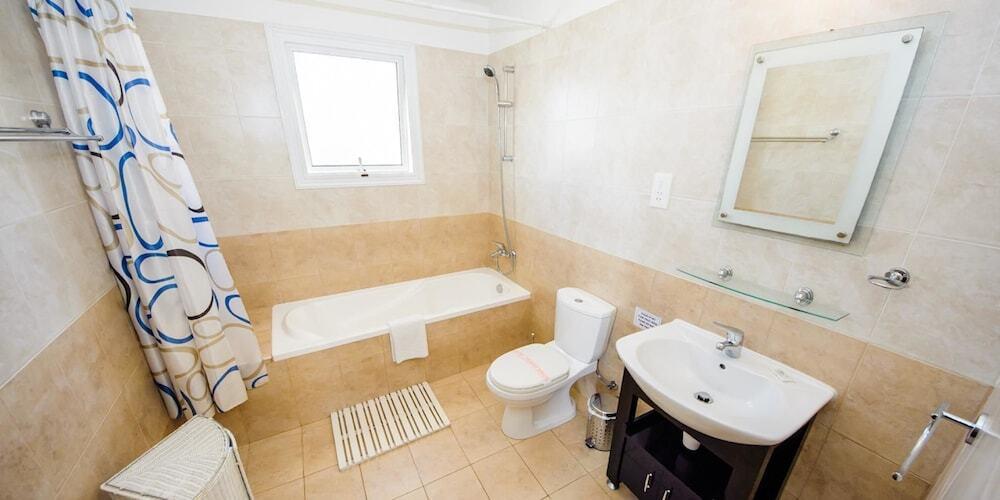 Айя-Напа: Rent Private Villa 040