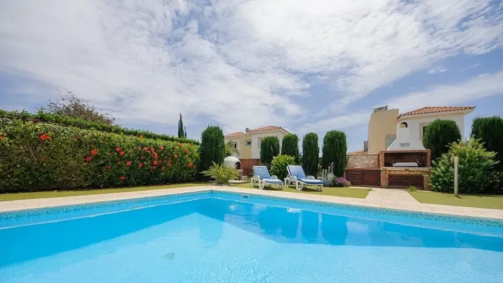 Айя-Напа: Rent Private Villa 036