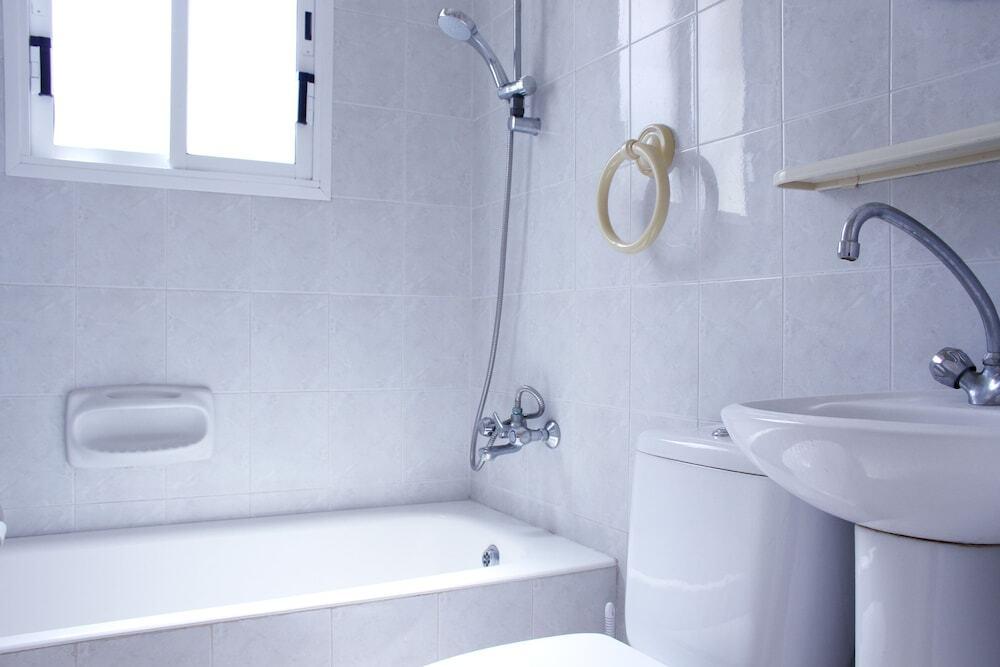 Пафос: Constantia Gardens Apartments