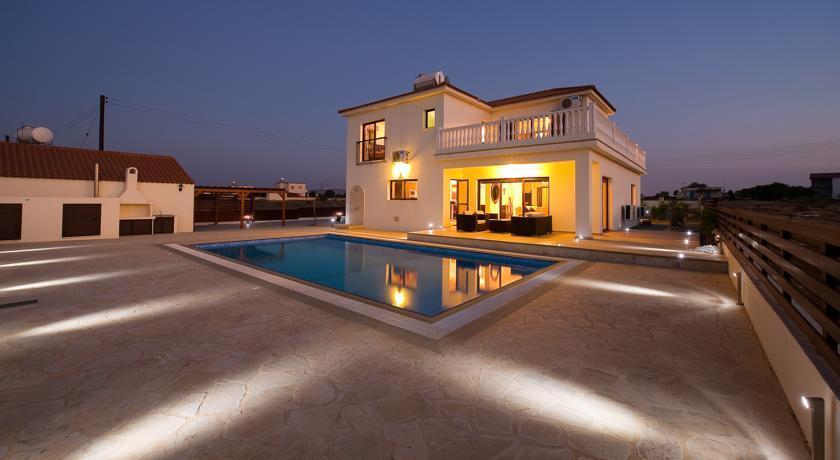 Протарас: Amani Villa