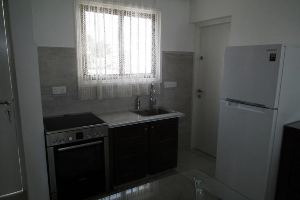 Ларнака: Sandy Beach Apartment 13