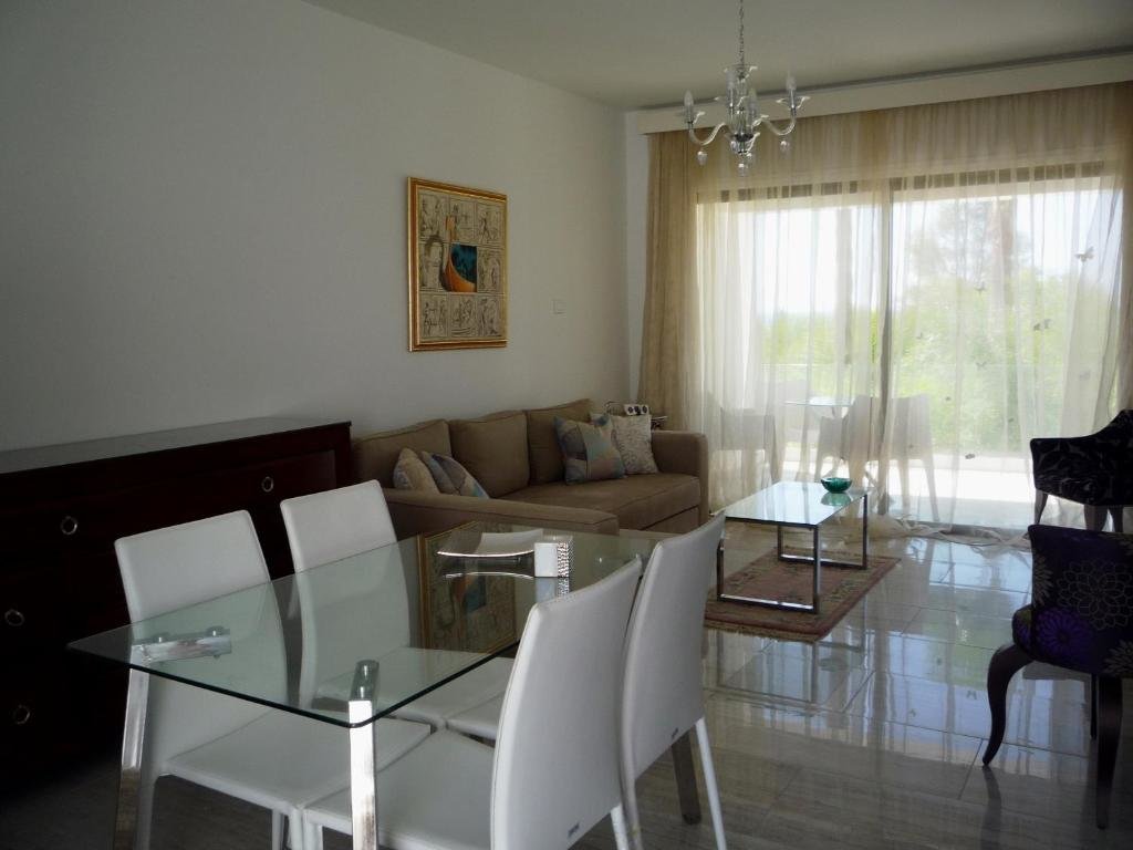Ларнака: Sandy Beach Apartment 13