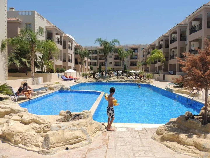Пафос: Royal Sea Crest