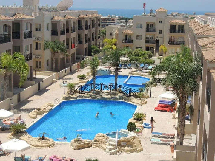 Пафос: Royal Sea Crest
