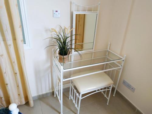 Киссонерга: Kissonerga Apartment