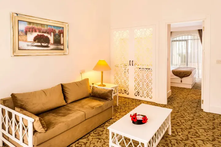 Озанкей: The Olive Tree Hotel