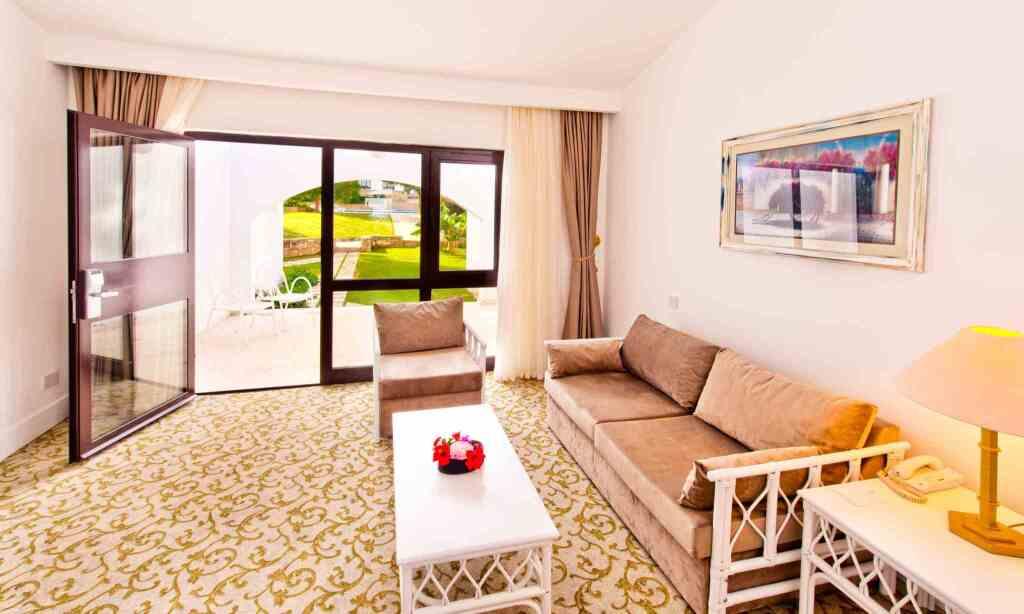 Озанкей: The Olive Tree Hotel