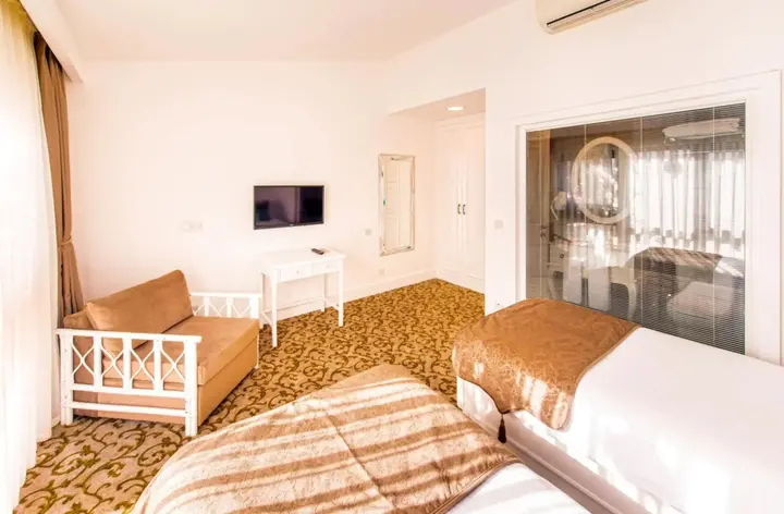 Озанкей: The Olive Tree Hotel