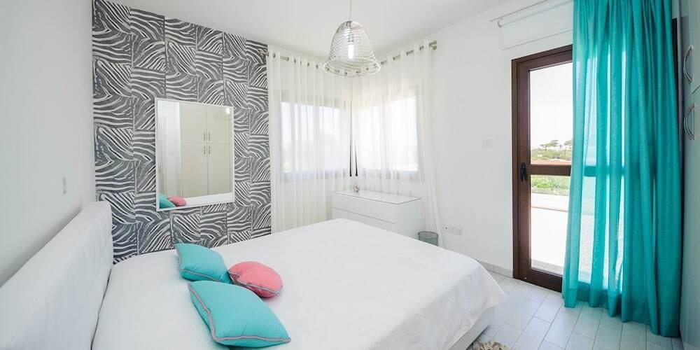 Протарас: Oceanview Villa 109