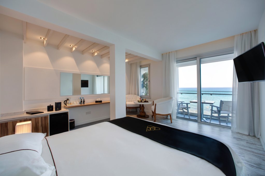 Ларнака: The Ciao Stelio Deluxe Hotel - Adults Only