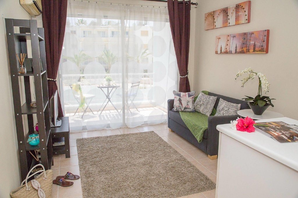 Paphos Love Nest Apartment — фото 6