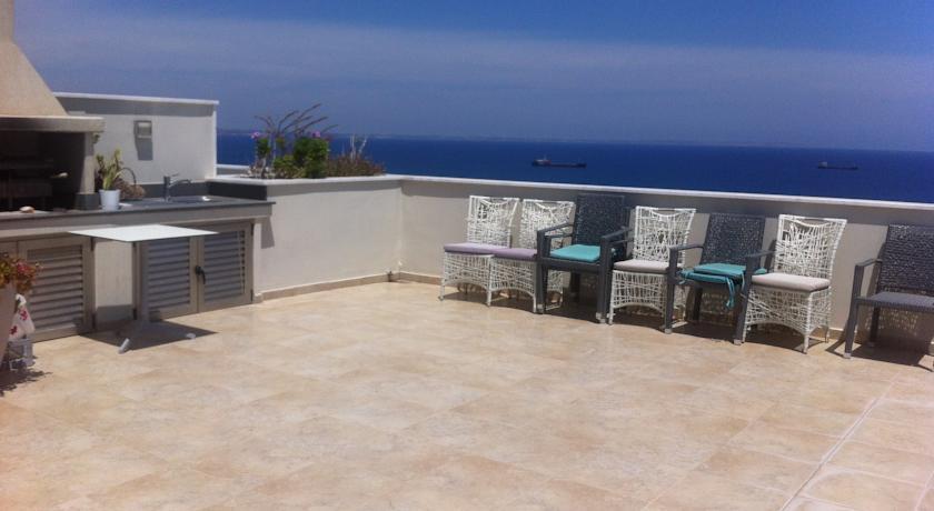 Larnaca Marina Seafront Penthouse — фото 6