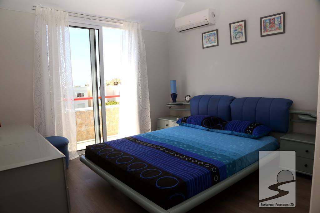 Amathusia Beach Apartment — фото 3