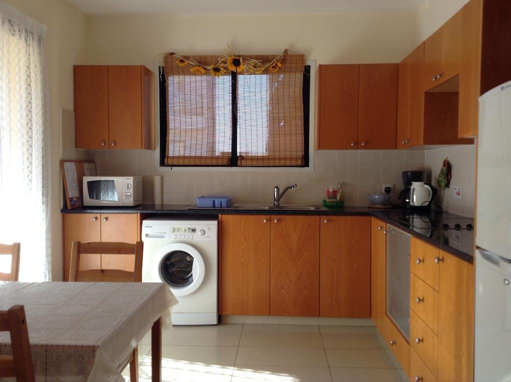 St. Lazaros Seaside Apartment — фото 3