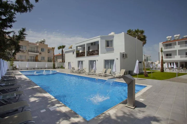 Пафос: Princessa Vera Hotel Apartments