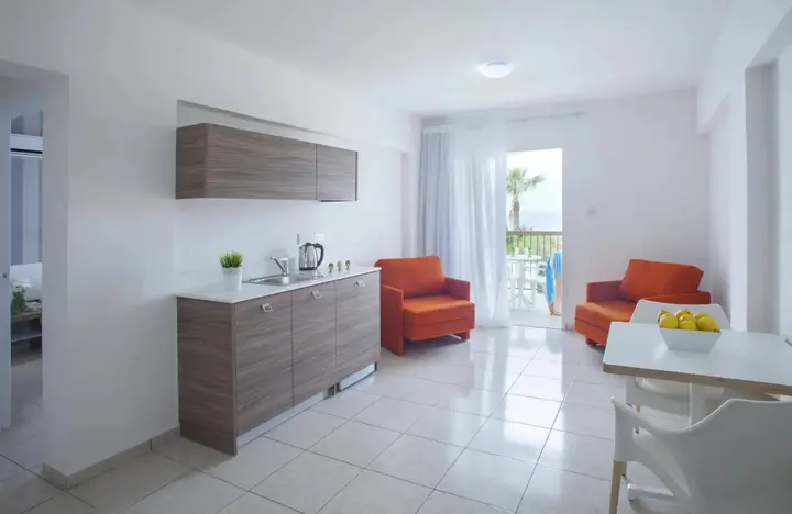 Пафос: Princessa Vera Hotel Apartments