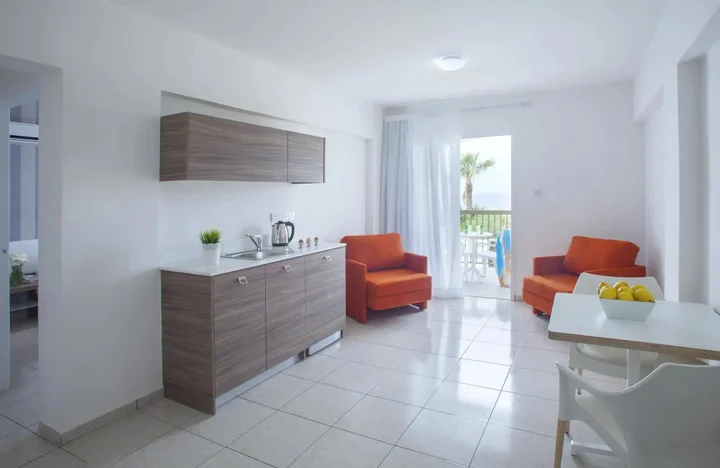 Пафос: Princessa Vera Hotel Apartments