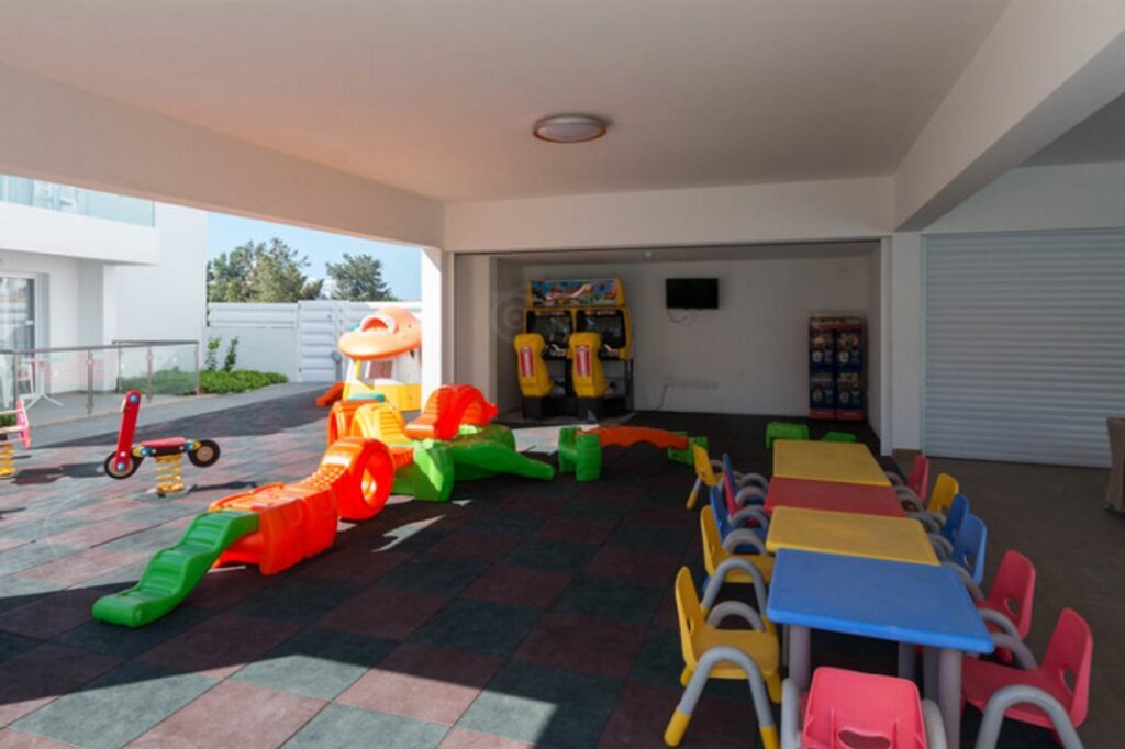 Пафос: Princessa Vera Hotel Apartments
