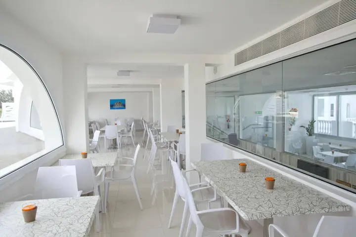 Пафос: Princessa Vera Hotel Apartments