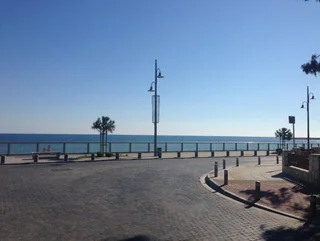 Ларнака: Ne'r Beach Calm Place