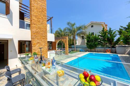 Айя-Напа: Villa Isla