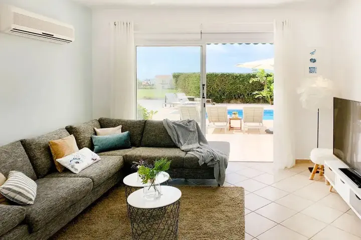 Пейя: Villa Silverline