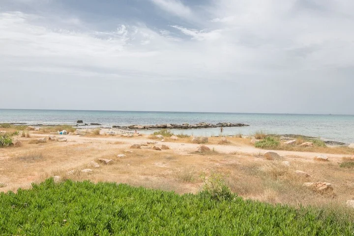 Айя-Напа: Sea front Villa Dagi (Gorgona Complex, Ayia Napa)
