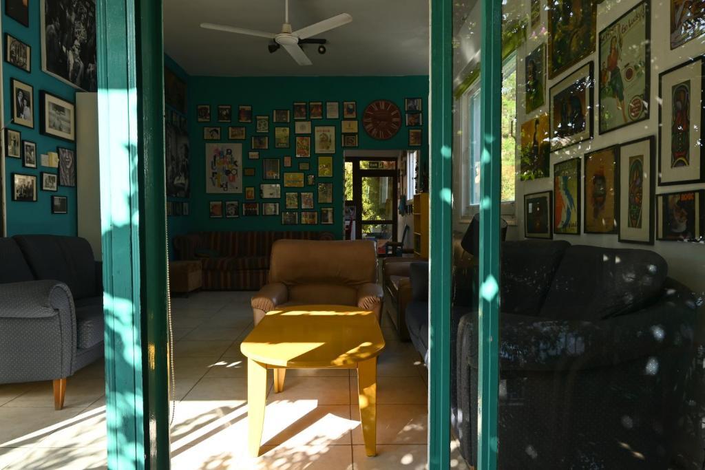 Лимассол: Lemongrass Hostel