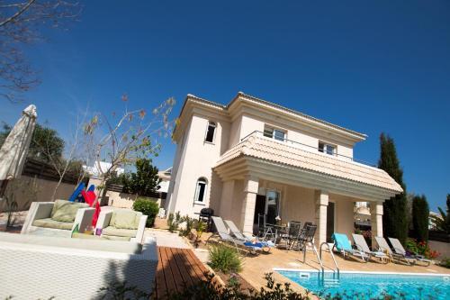 Паралимни: Villa Blue Water Bay 125