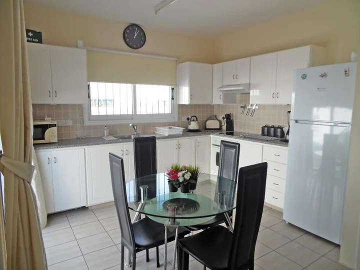 Протарас: Villa Marilia